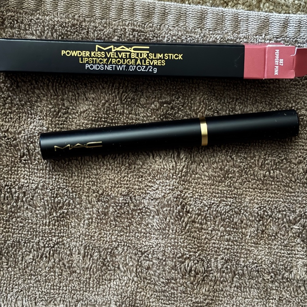 MAC Powder Kiss Velvet Blur Slim Stick in Peppery Pink… - Picture 2 of 10